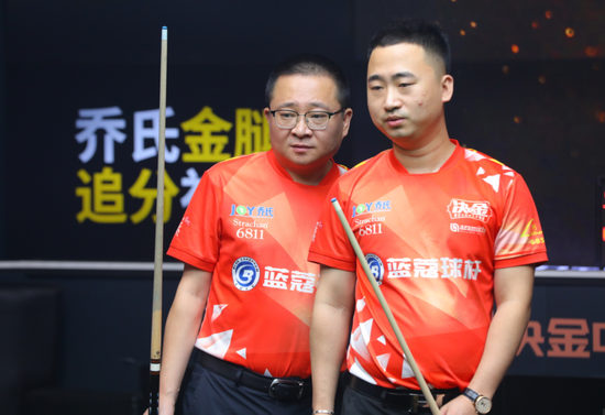 而狼队则在 而狼队则在