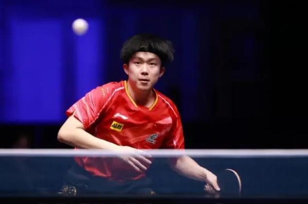 以令人瞩目 以令人瞩目