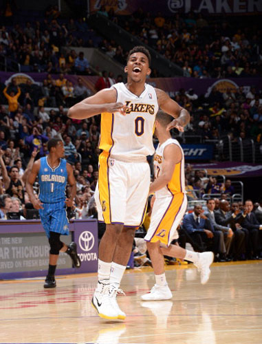 入新市场 入新市场