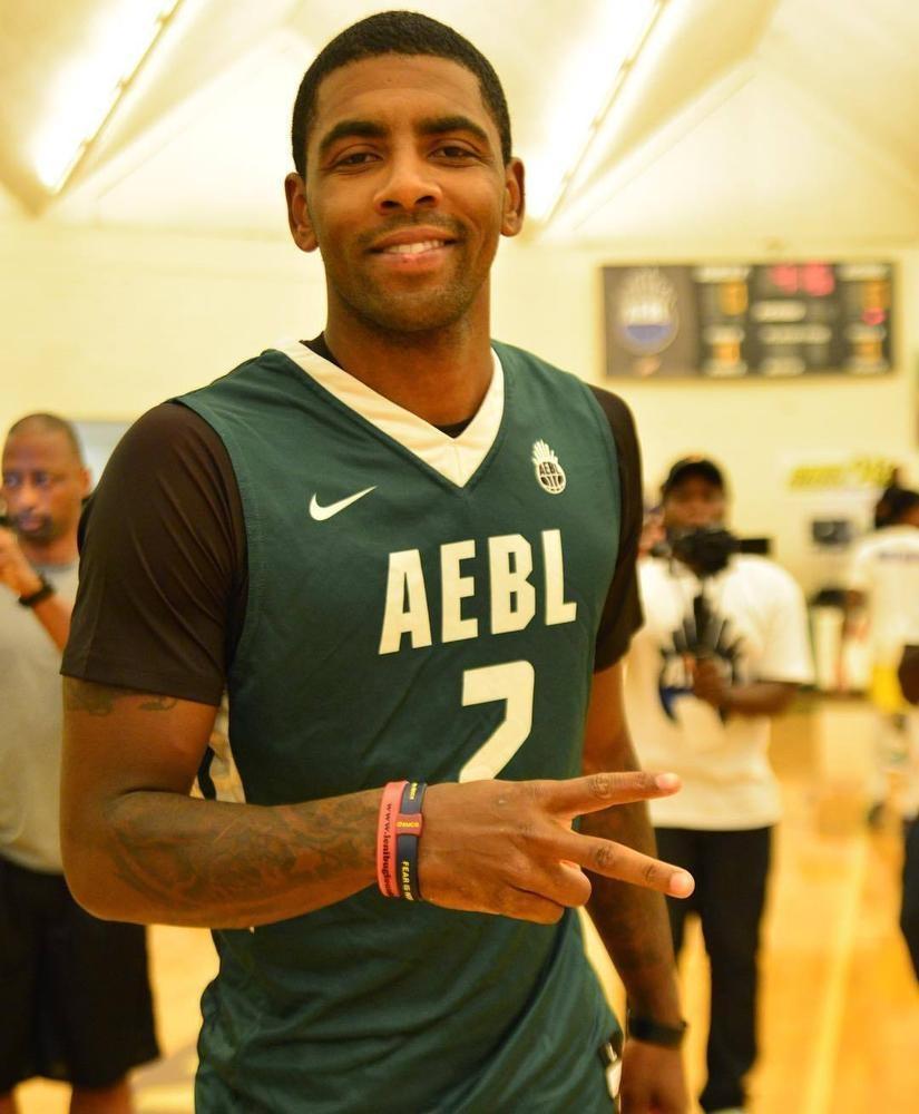 更是那一秒 更是那一秒